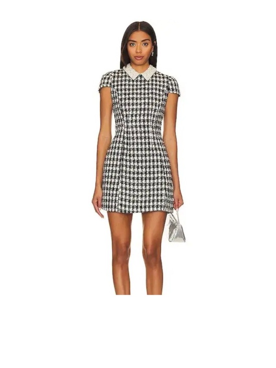 Alice + Olivia Dresses & Skirts - Alice + Olivia Black & Ivory Tweed dress with Pearl-Embellished Collar Sz 10